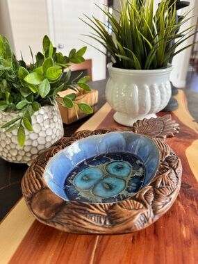 Vintage Treasure Craft Hawaiian Pineapple Bowl Maui Pottery Blue Drip Glaze Tiki